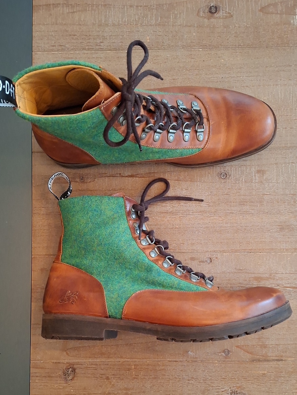 John Fluevog Luxury Brown Leather & Green Felted Classic Lace-up Boots (US 12)